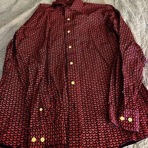 Charleston Threads Mens Button Up shirt.  Mens medium